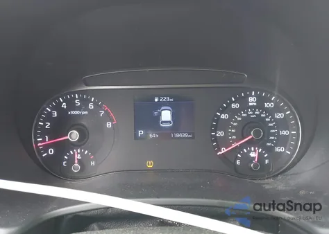 2020 Kia Soul Lx z USA, uszkodzony, nr VIN KNDJ23AU8L7029050